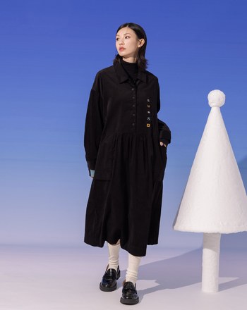 ➤洗滌小標半開襟條絨長袖洋裝(兩色)