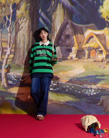 迪士尼系列 寶石繡花條紋長袖POLO衫(兩色)