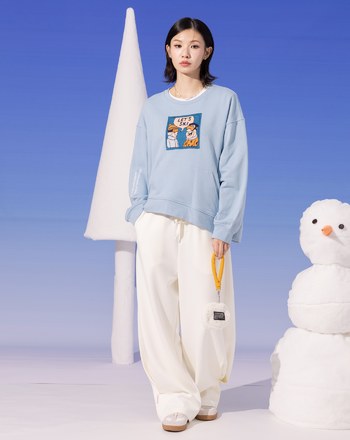 發熱LET'S SKI不對稱下擺大學T(兩色)