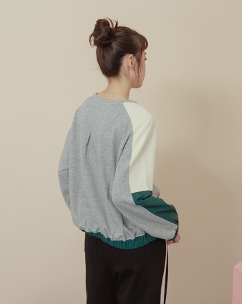 ➤異材質拼接下擺抽繩大學T(兩色)