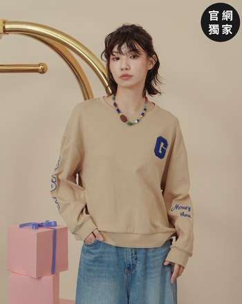 ➤G字立體繡花短版大學T(三色)