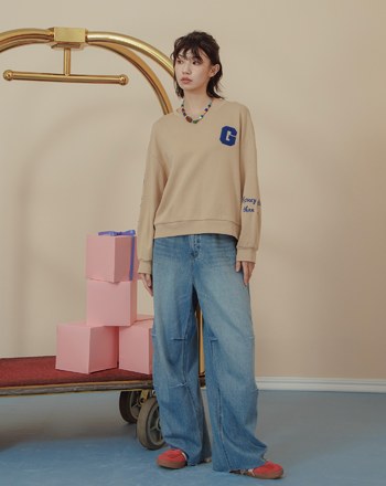 ➤G字立體繡花短版大學T(三色)