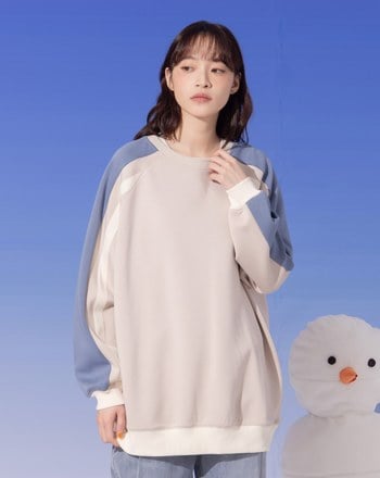 ➤運動風條紋織帶拼接大學T(兩色)