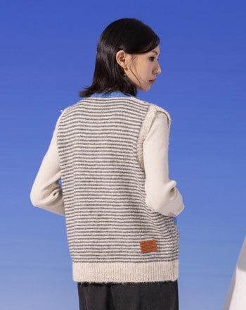 ➤撞色條紋寬袖口毛衣背心(兩色)