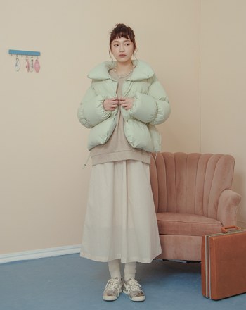 ➤花苞造型下擺抽皺羽絨外套