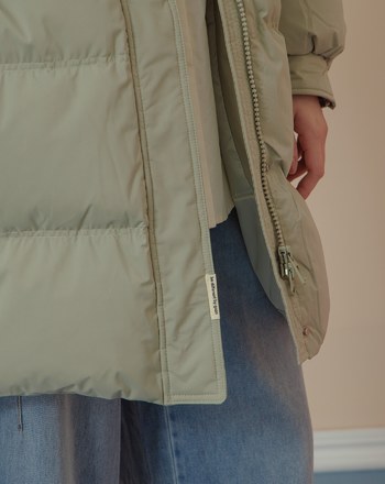 ➤造型口袋立領連帽長版羽絨外套(兩色)