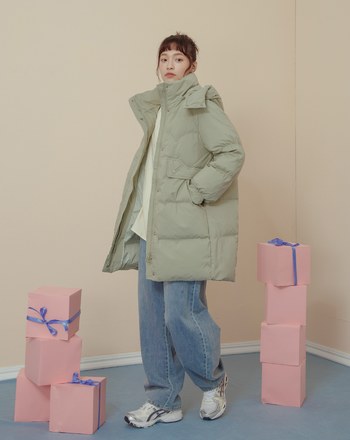 ➤造型口袋立領連帽長版羽絨外套(兩色)