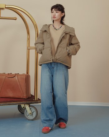 ➤防潑水雙向拉鍊可調節連帽羽絨外套(兩色)