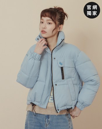 ➤防潑水下擺抽繩立領短版鋪棉外套(兩色)