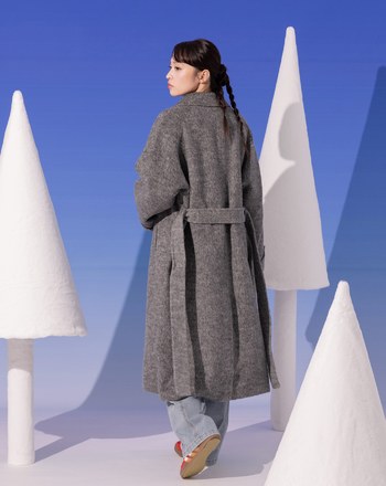 ➤腰間綁帶輕量羊毛長大衣