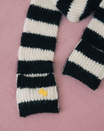 口袋造型條紋羊毛圍巾(兩色)