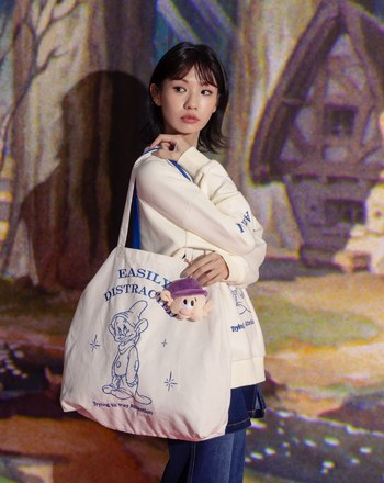 迪士尼系列 糊塗蛋立體娃娃吊飾飲料提袋