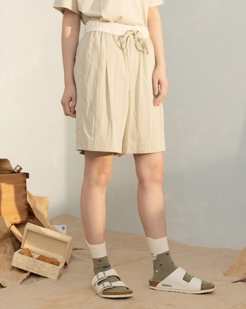 ➤輕盈涼感全腰鬆緊配色五分褲(兩色)