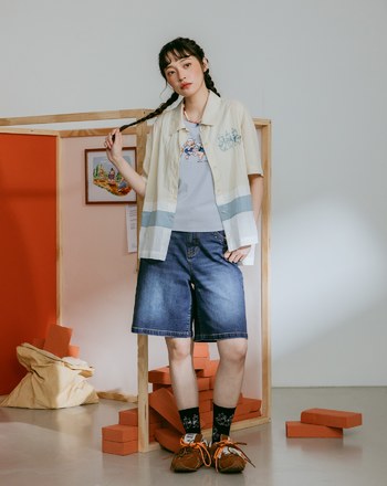 迪士尼系列 三隻小豬繡花拼色抗皺短袖襯衫(兩色)