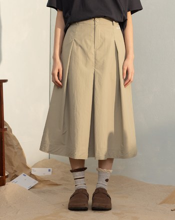 抗皺立體打褶A字裙(兩色)