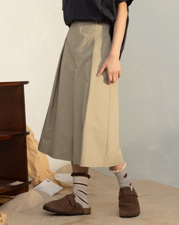 抗皺立體打褶A字裙(兩色)