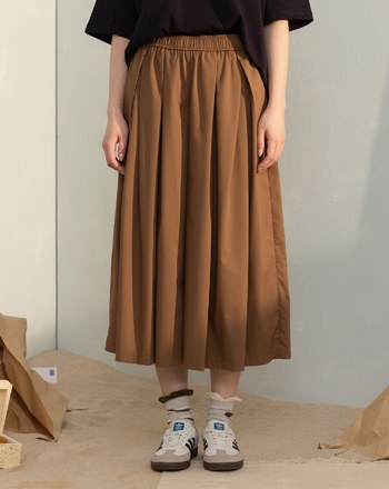 抗皺打褶鬆緊8分褲裙(兩色)