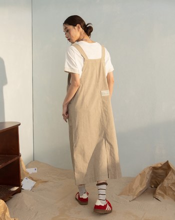 雲霧染壓線剪裁工裝吊帶裙(兩色)