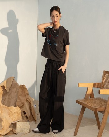 放鬆黑貓點點涼感T恤(兩色)