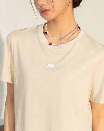 gozo皮標側邊顯瘦剪接T恤(兩色)