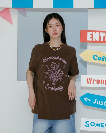 蘋果繡花燭台刺繡下擺錯位涼感T恤(兩色)