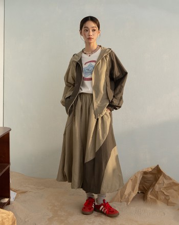 輕盈透氣配色遮陽連帽外套(兩色)