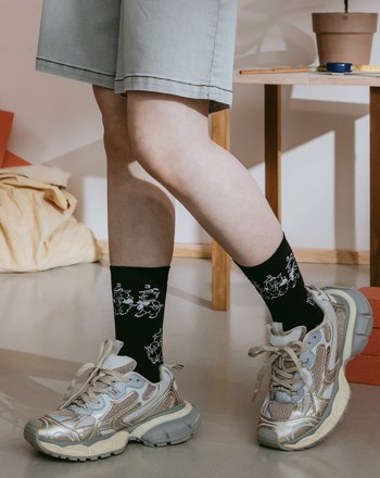 迪士尼系列 123三隻小豬排排站跳色長襪(兩色)