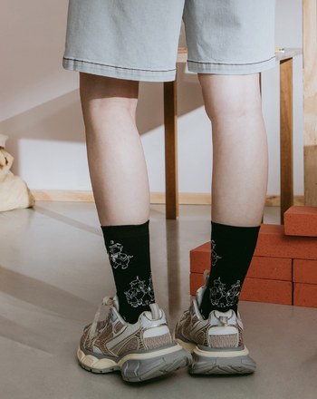 迪士尼系列 123三隻小豬排排站跳色長襪(兩色)