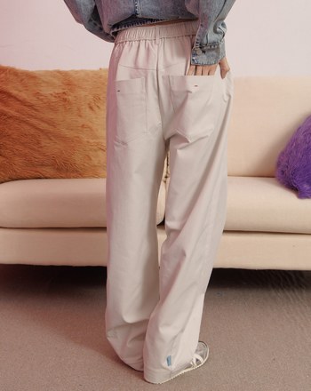 ➤壓折造型後鬆緊男友褲(兩色)