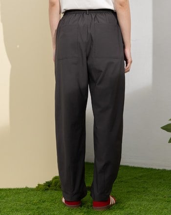 ➤機能輕盈透氣打褶口袋男友褲(兩色)