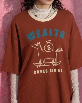 ➤【新年限定】滑板小馬帶你發財T恤(兩色)