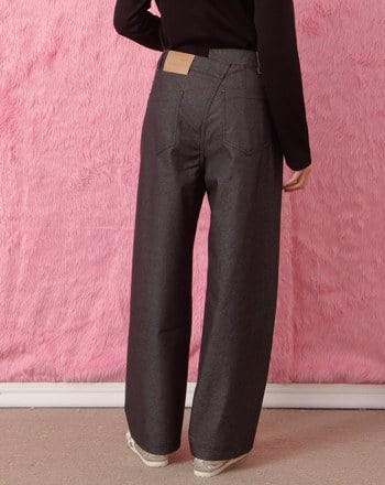 後腰打褶造型直筒褲(兩色)