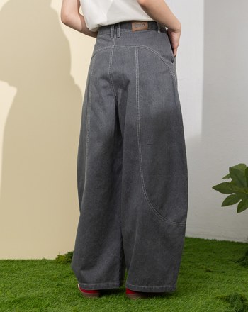 水洗立體剪接寬鬆氣球褲(兩色)