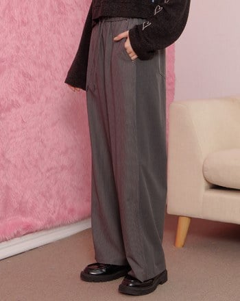 Q彈抗皺條紋休閒西裝寬褲(兩色)