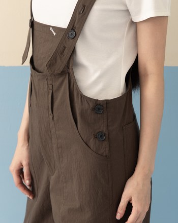 大腰耳造型工裝吊帶褲(兩色)