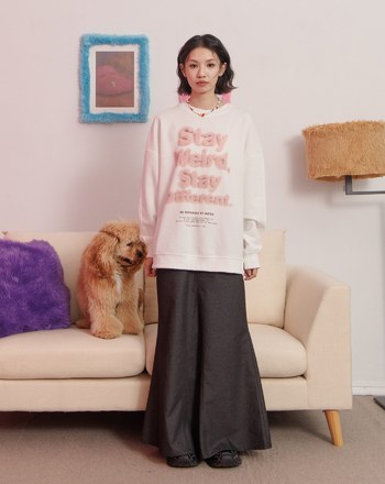 毛茸茸立體感印花寬鬆大學T(兩色)