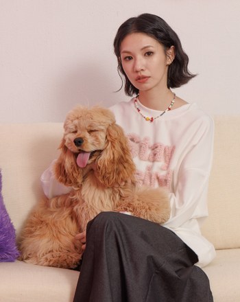 毛茸茸立體感印花寬鬆大學T(兩色)