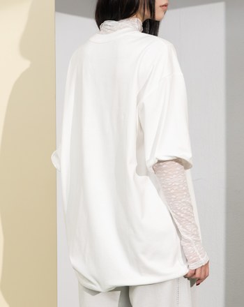 縫珠花束造型金屬絲T恤(兩色)