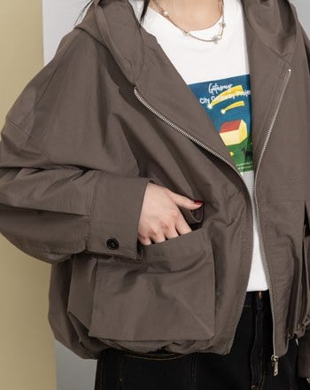 大口袋花苞造型連帽外套(兩色)