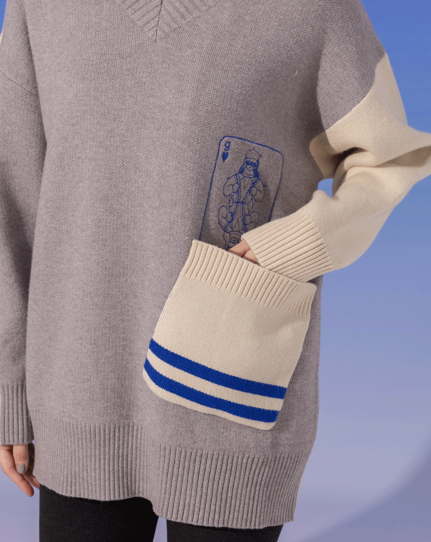 滑雪女王配色大口袋V領針織毛衣(兩色)